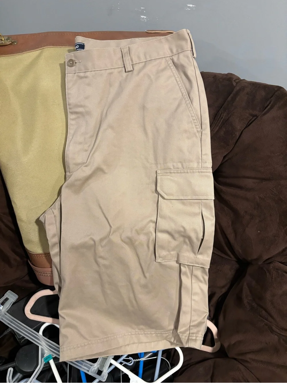 Lands' End Men's Cargo Pants in Light Bege size 38 new without the tag